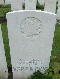 Etaples Military Cemetery - McColl, T J